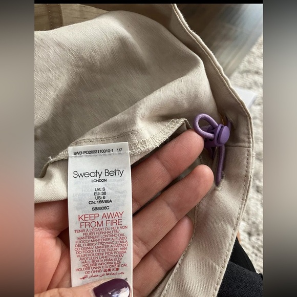 NEW! Sweaty Betty Nomad Color block Hooded Pullover Jacket. White/Tan. Size S - Picture 9 of 10